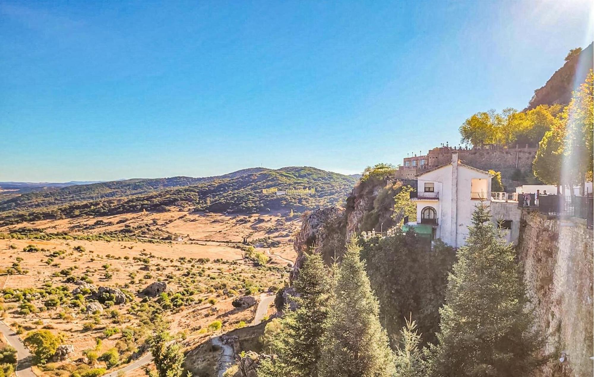 2 Bedroom Cozy Home In Grazalema Luaran gambar
